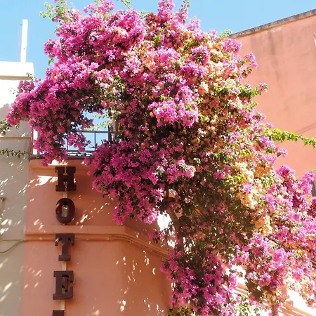 Italia 酒店 皮昂比诺